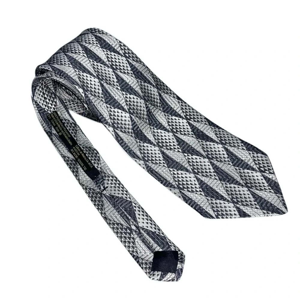 Oaktree Mens Neck Tie Black Silver Gray Geometric Diamond Pattern Woven Formal